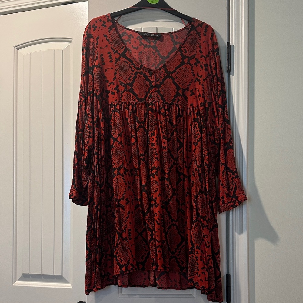 Zara Red and Black Long Sleeve Dress